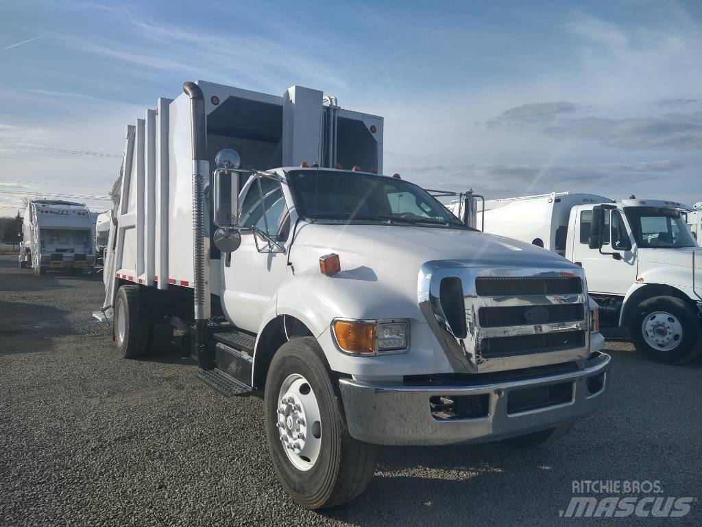Ford F750 Camion de deseuri