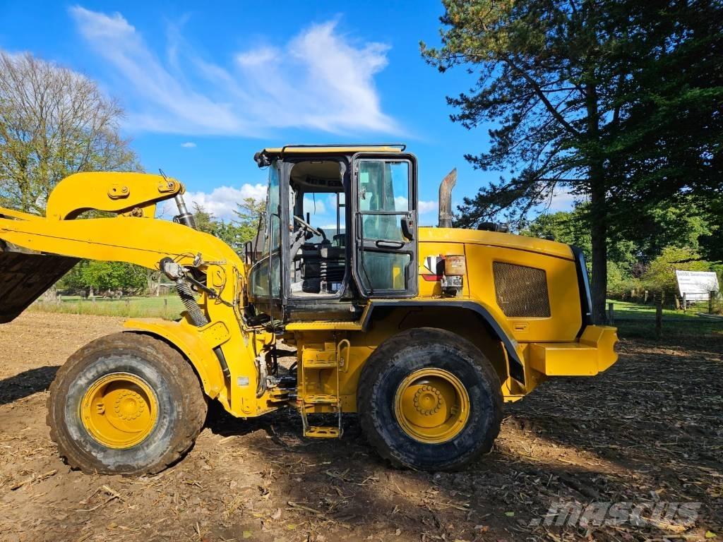 CAT 930 M Incarcator pe pneuri
