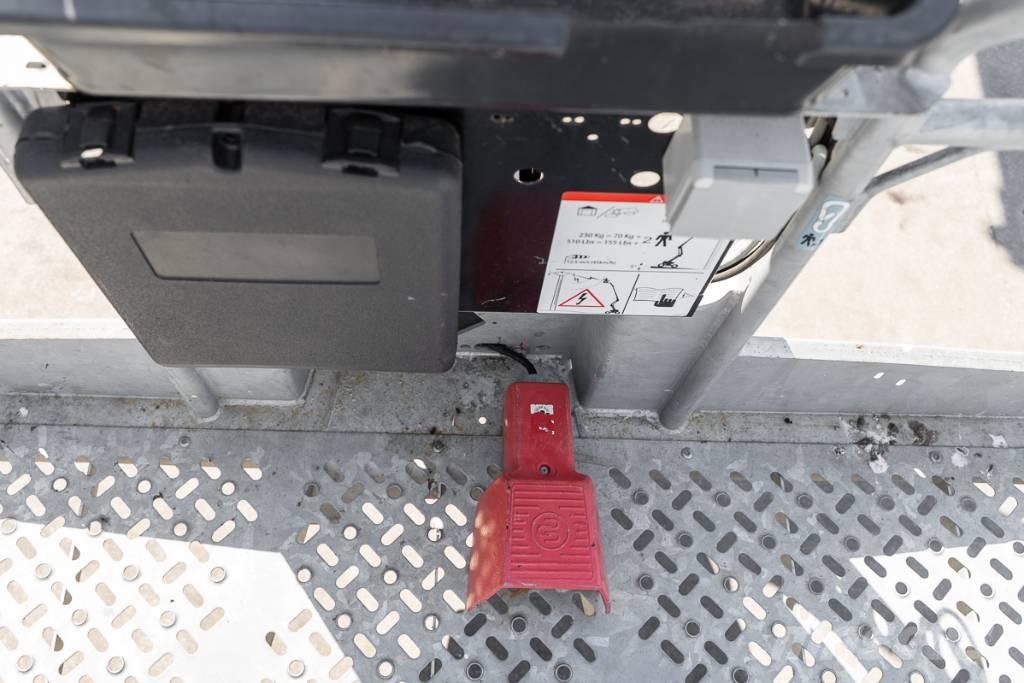 Manitou 200 ATJ Nacele cu brat articulat