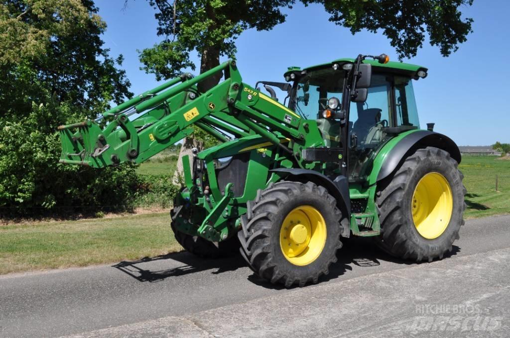 John Deere 5125R Tractoare