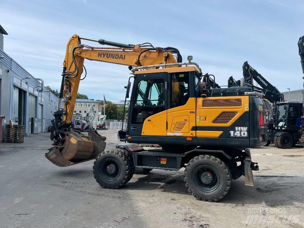 Hyundai HW140 Excavatoare cu roti