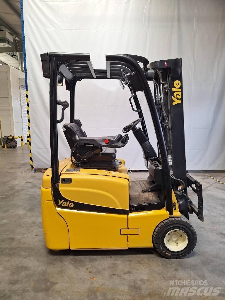Yale ERP15VT SWB Stivuitor electric
