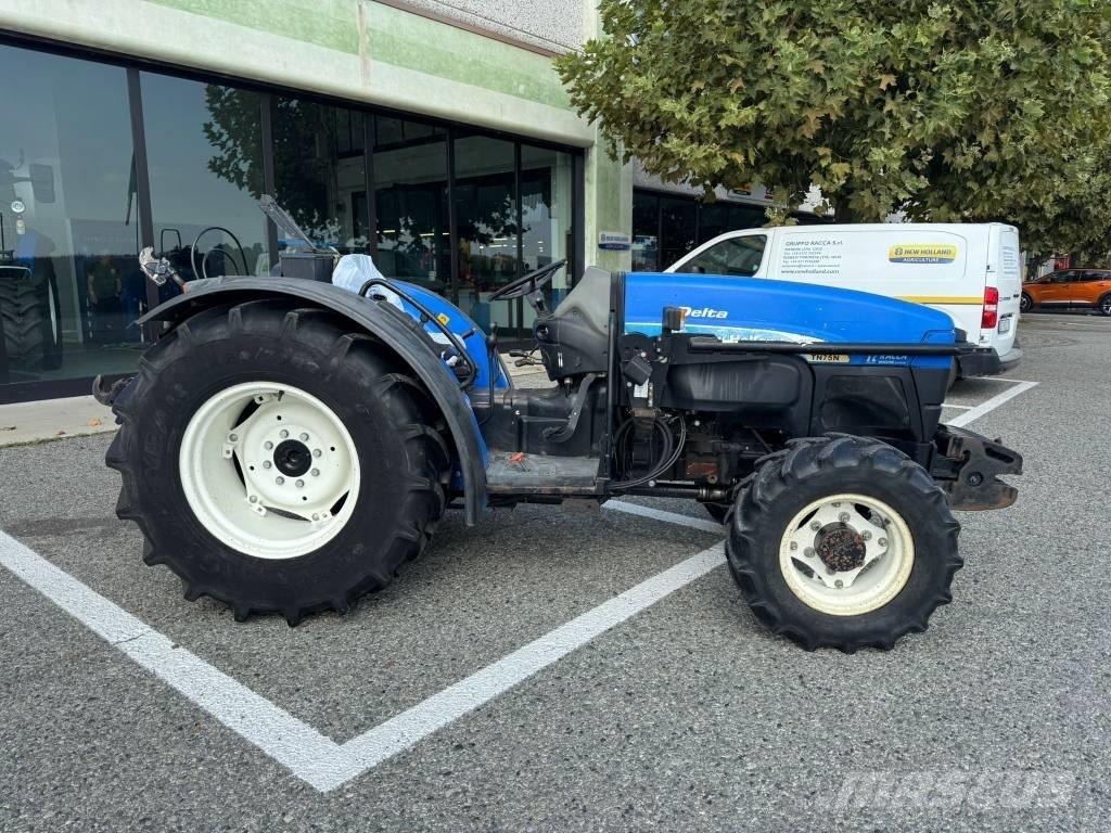 New Holland TN75 NA Tractoare