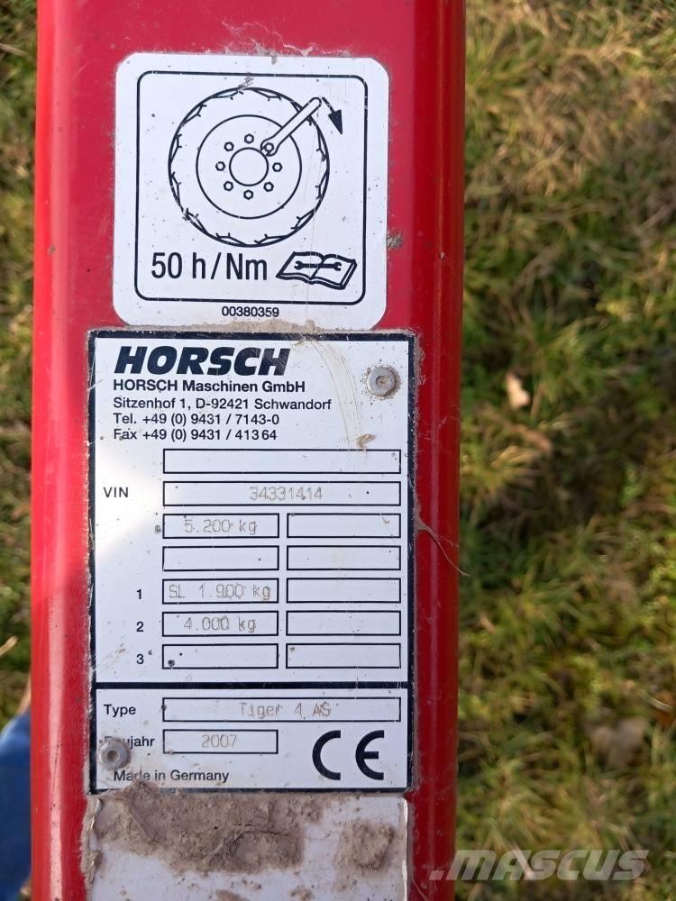 Horsch Tiger 4 AS pluguri pentru dalta
