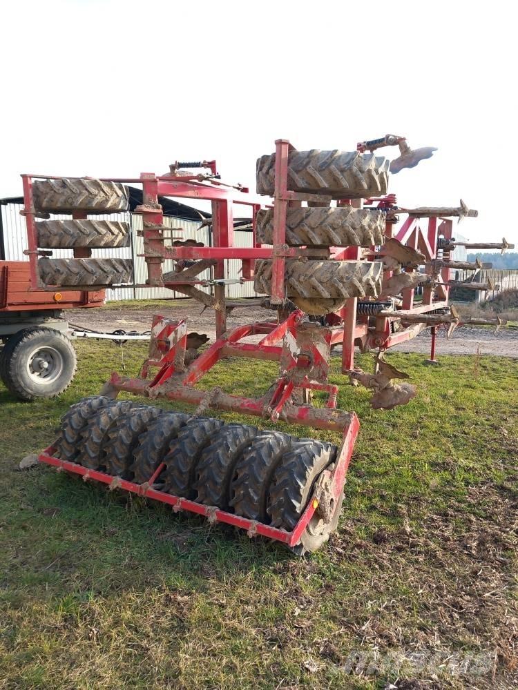 Horsch Tiger 4 AS pluguri pentru dalta