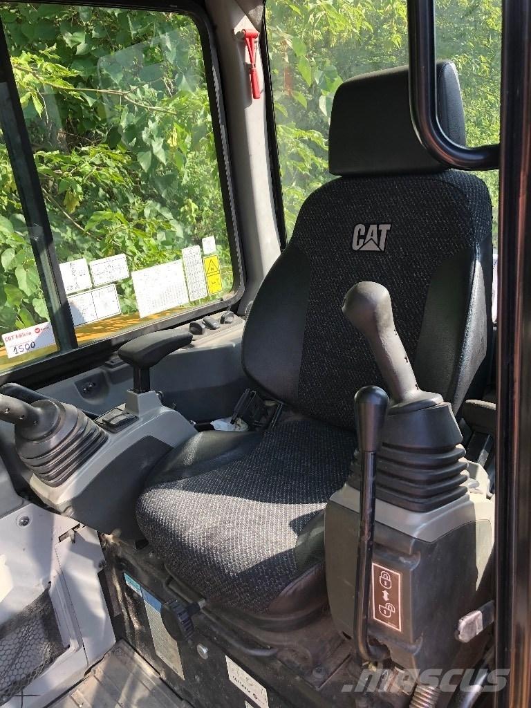 CAT 305 E2 CR Mini excavatoare < 7t