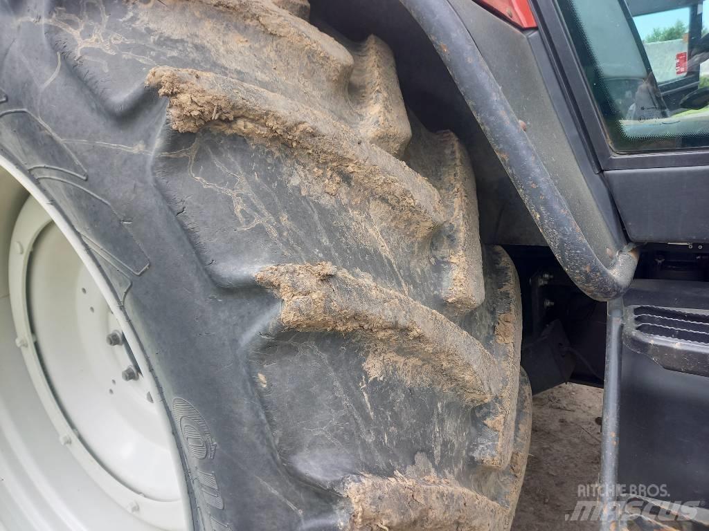 Valtra T 190 Tractoare