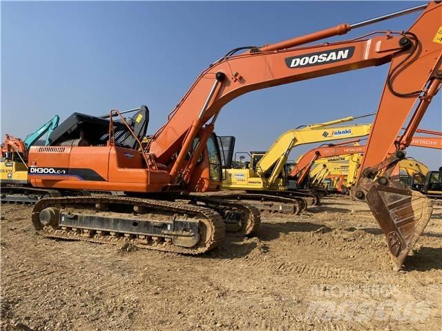 Doosan DH300 Excavatoare pe șenile
