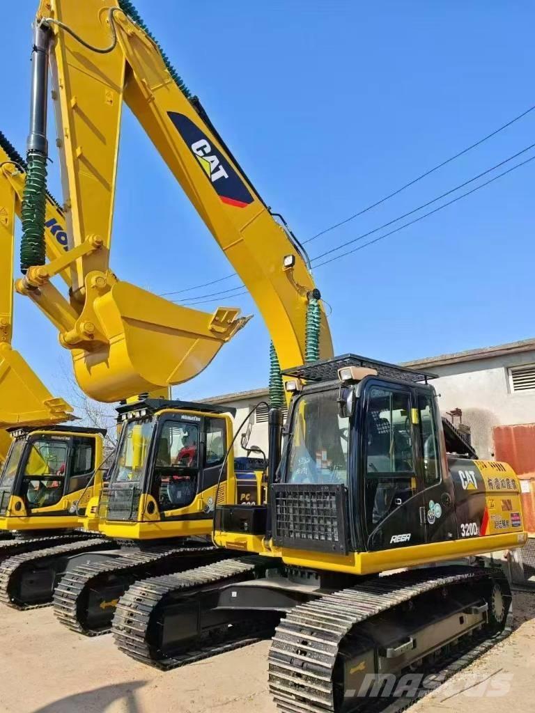 CAT 320 D Excavatoare pe șenile

