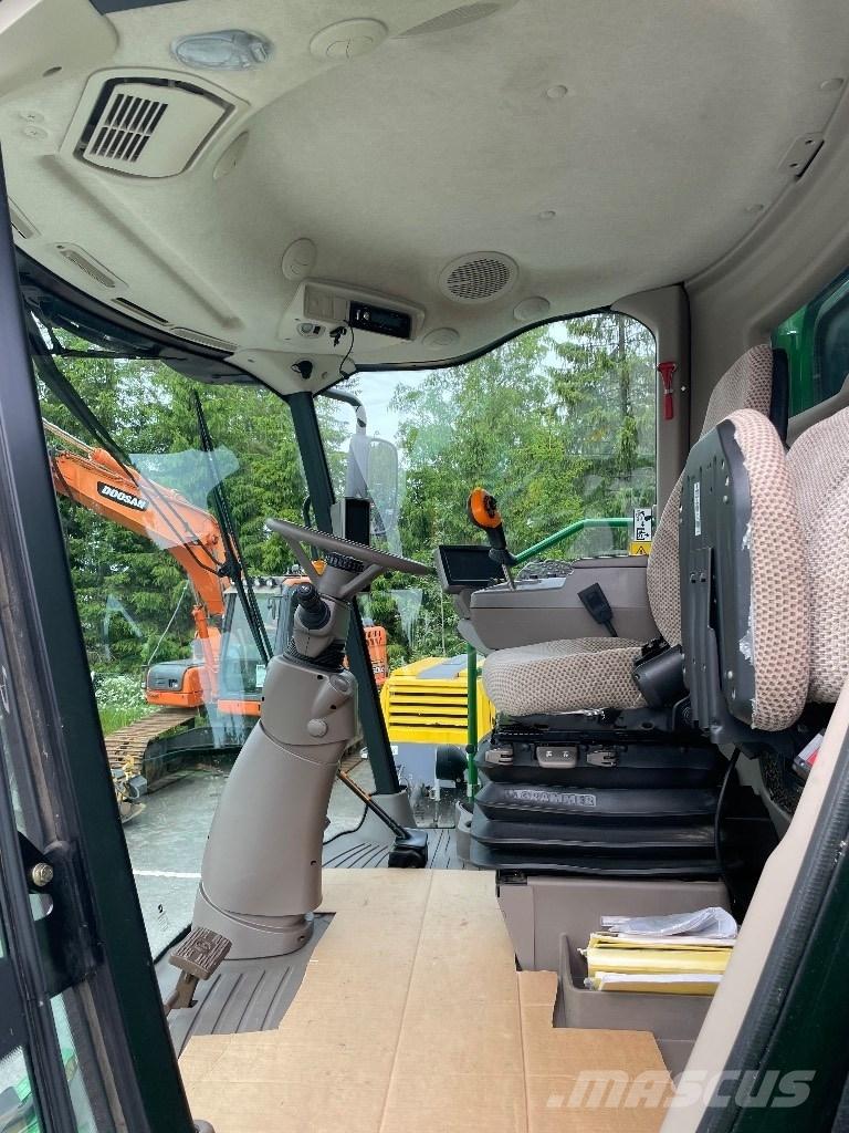 John Deere W540 Combine de secerat