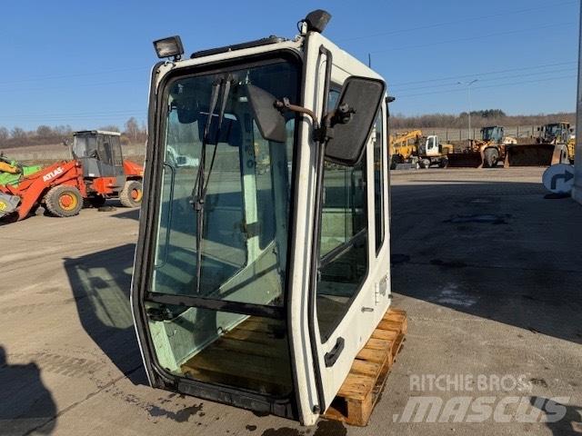 Liebherr SERIA B CAB Cabine si interior