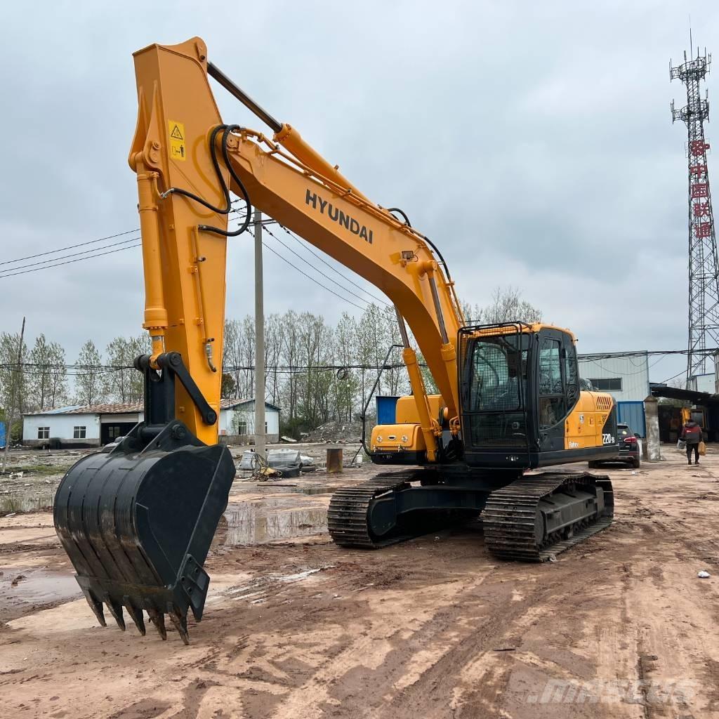Hyundai R220LC-9 Excavatoare pe șenile
