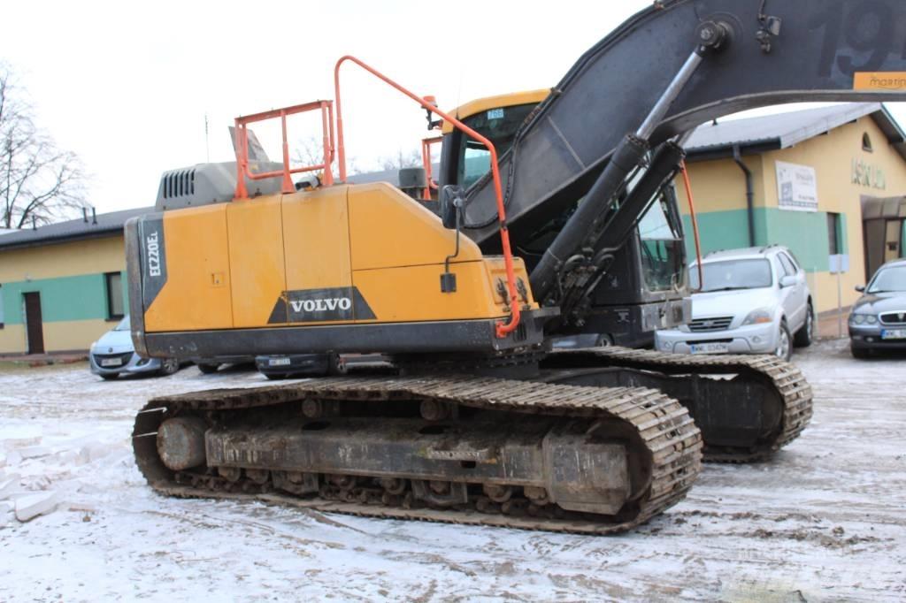 Volvo EC 220 E Excavatoare pe șenile
