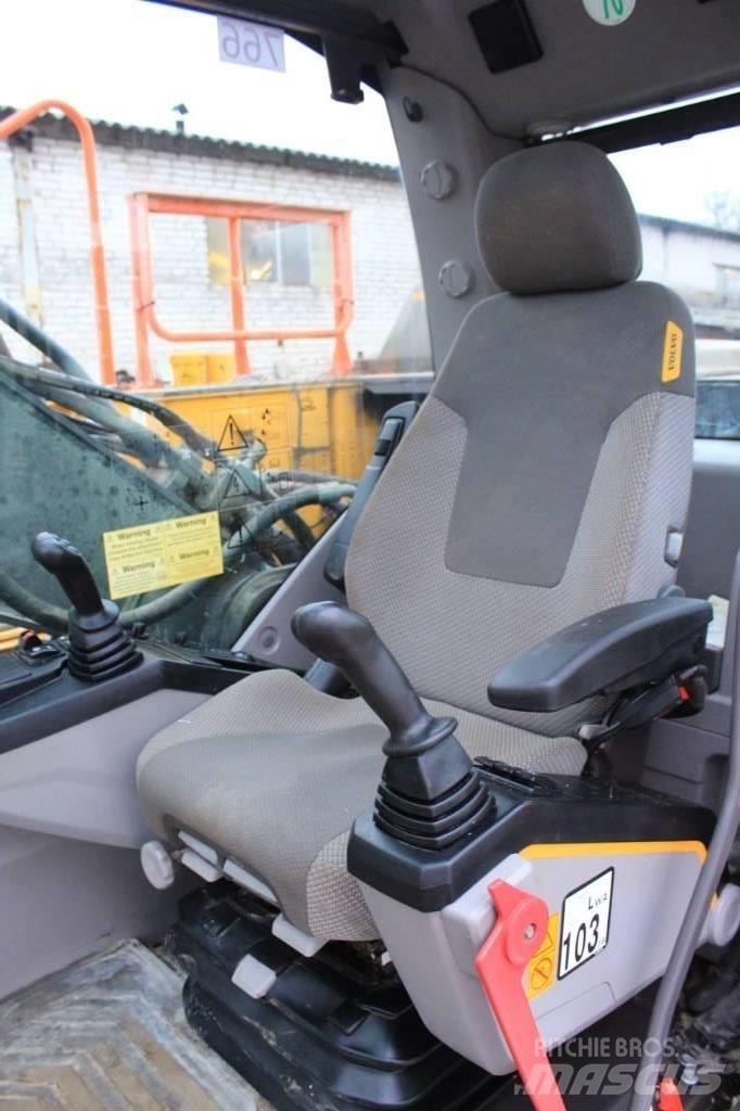 Volvo EC 220 E Excavatoare pe șenile
