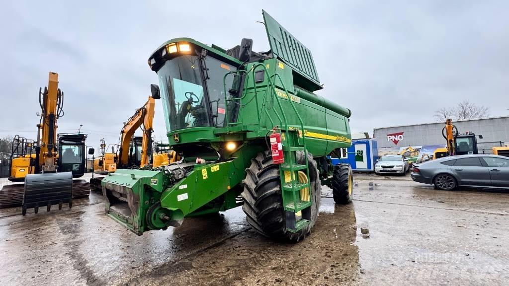 John Deere 9880 STS Combine de secerat