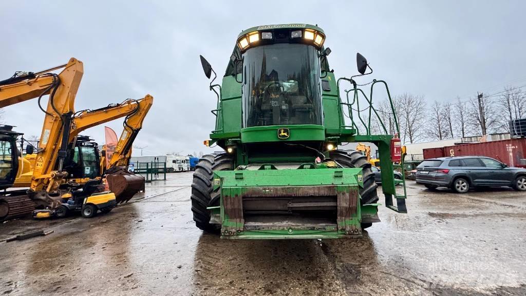 John Deere 9880 STS Combine de secerat