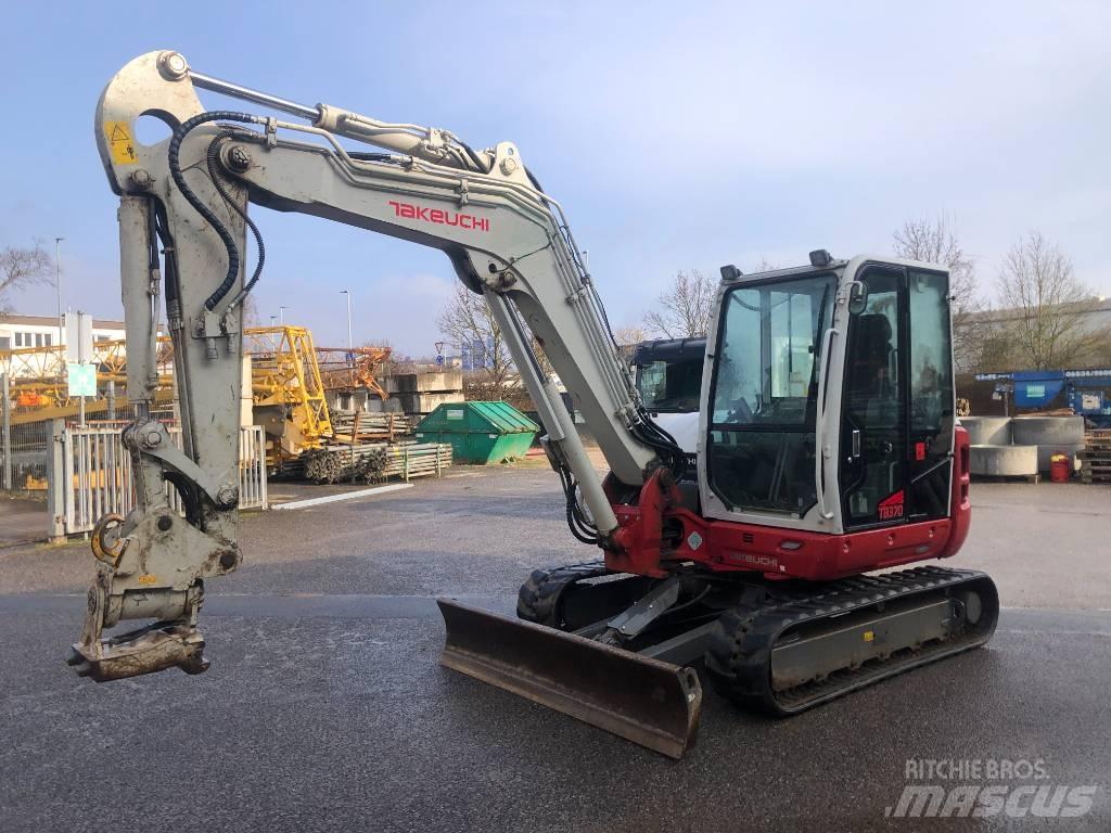 Takeuchi TB 370 Excavatoare 7t - 12t