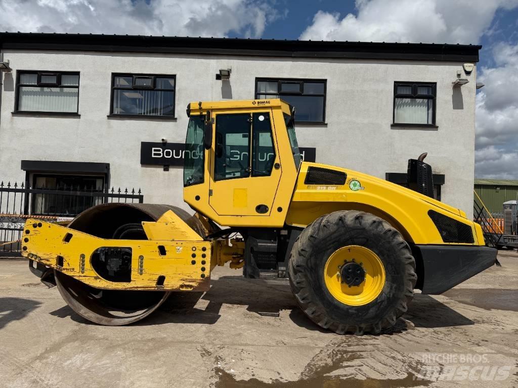 Bomag 213 DH-4i Compactoare monocilindrice