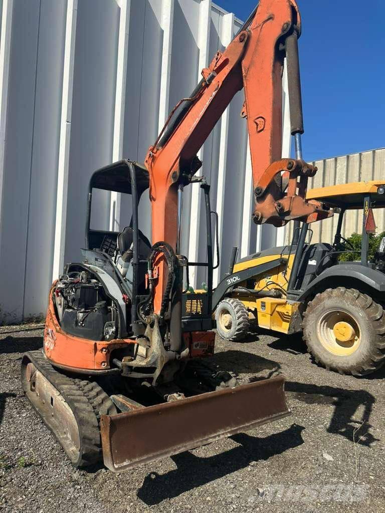Hitachi ZX 27 U Mini excavatoare < 7t
