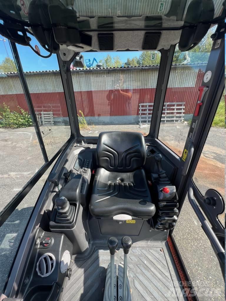 Volvo EC 18 E Mini excavatoare < 7t