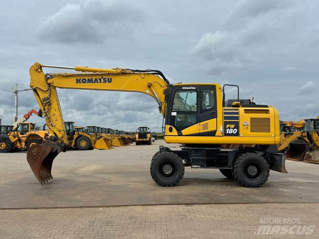 Komatsu PW180-11 Excavatoare cu roti