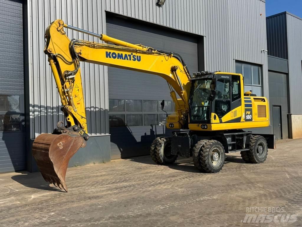 Komatsu PW180-11 Excavatoare cu roti