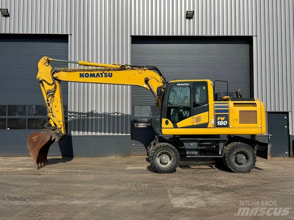 Komatsu PW180-11 Excavatoare cu roti