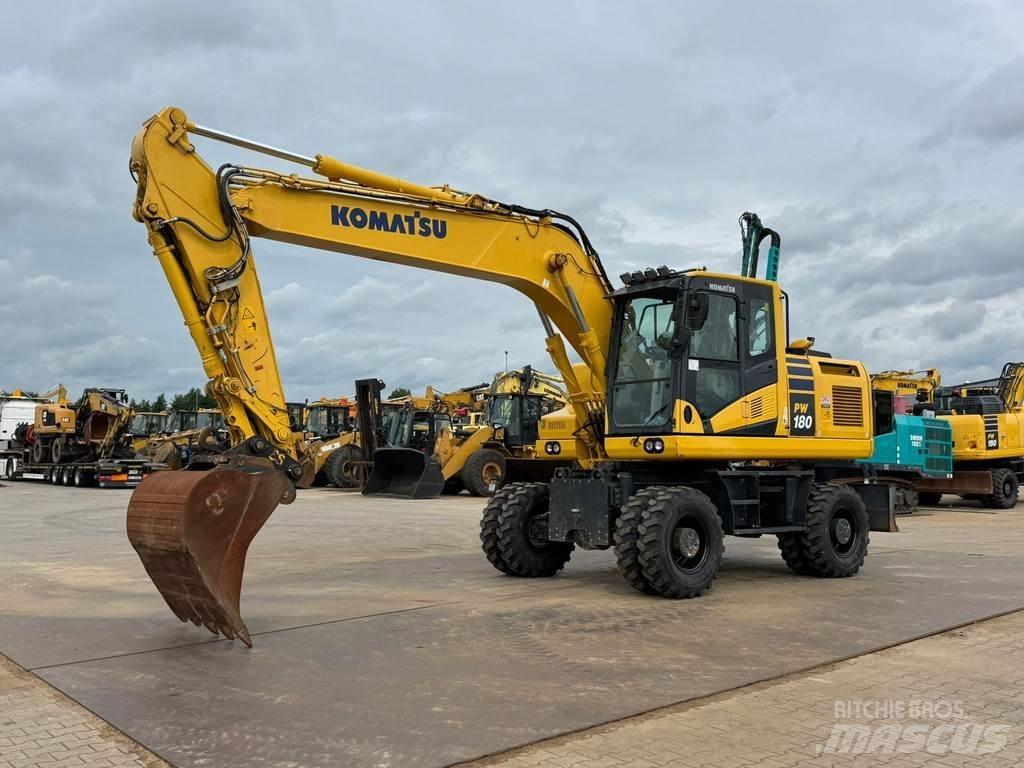 Komatsu PW180-11 Excavatoare cu roti
