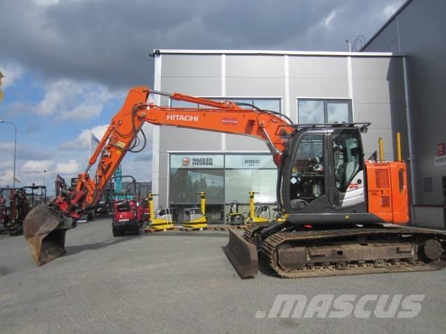 Hitachi ZX 135 Excavatoare pe șenile
