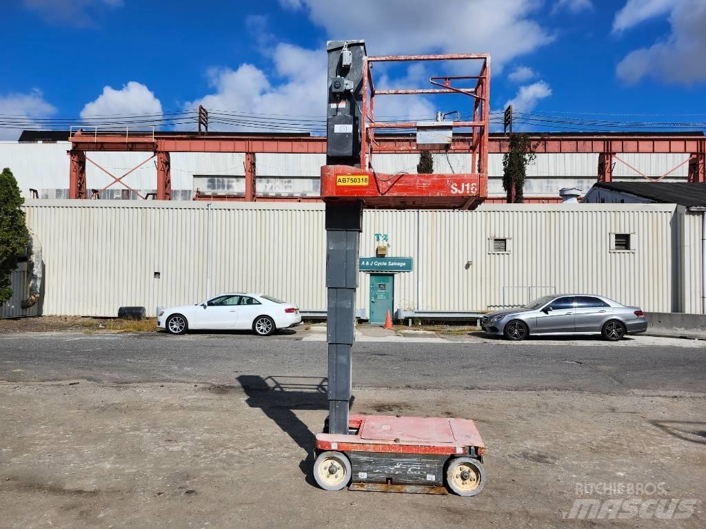 SkyJack SJ 16 Ascensoare verticale catarg