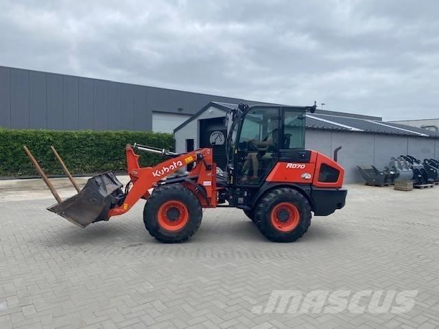 Kubota R 070 Incarcator pe pneuri