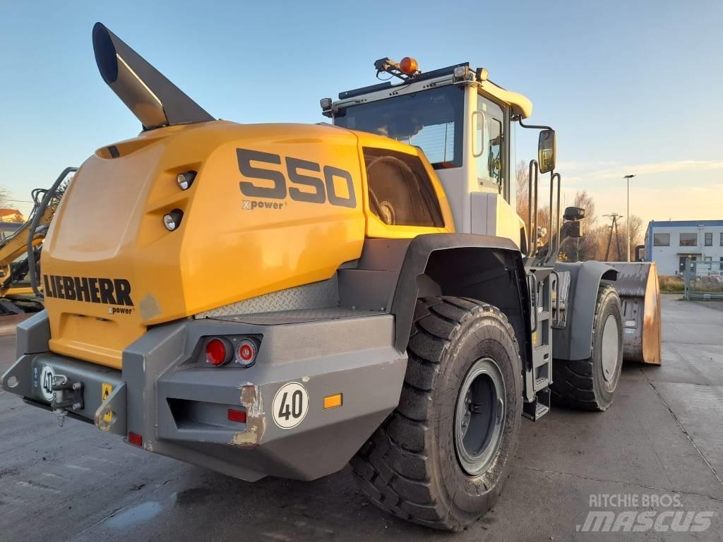 Liebherr L 550 Incarcator pe pneuri