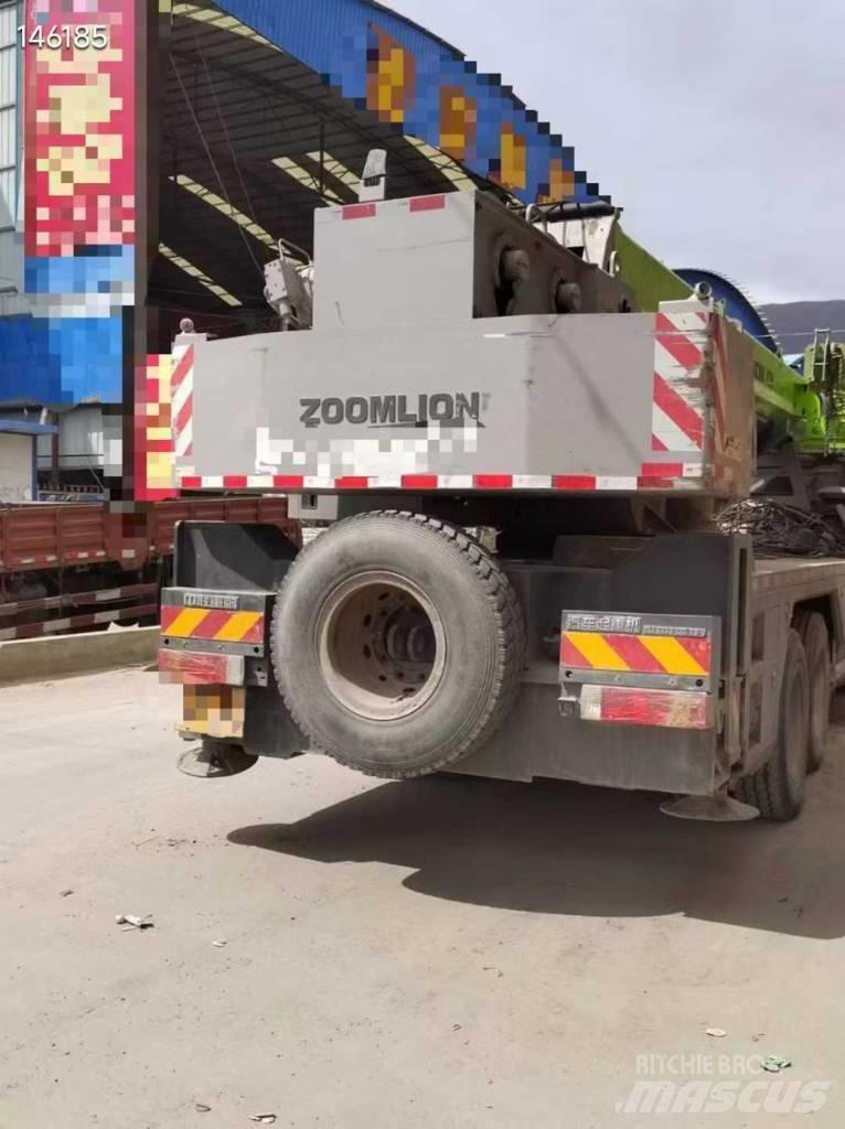 Zoomlion ztc251v5 Macara pentru orice teren
