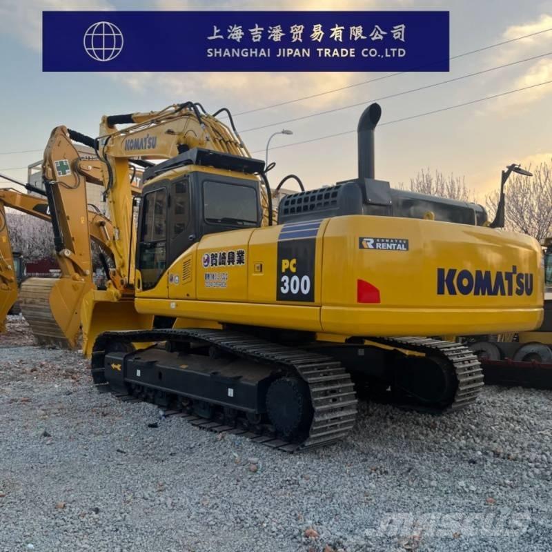 Komatsu PC 300 Excavatoare pe șenile
