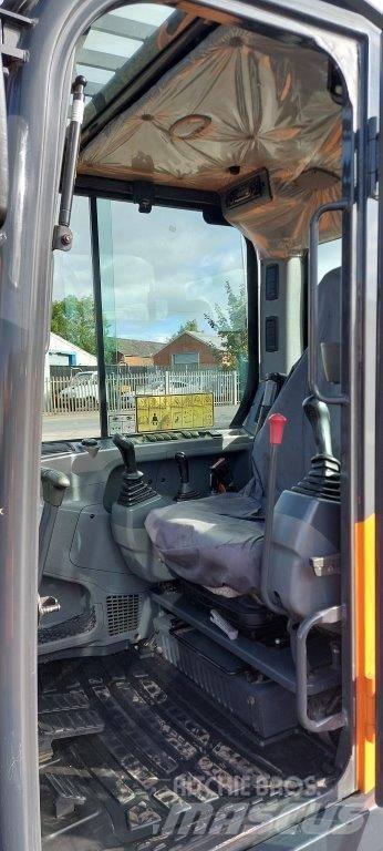 Develon Excavator Excavatoare pe șenile
