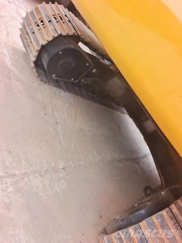 CAT 323 GC Excavatoare pe șenile
