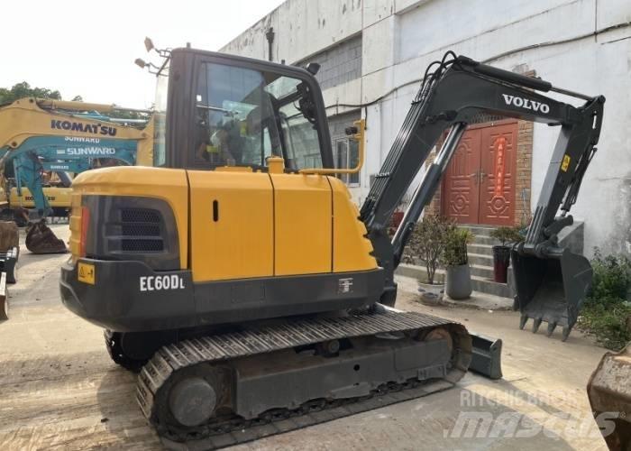 Volvo EC 60 Excavatoare pe șenile
