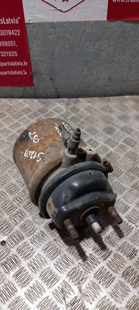 Scania 94 D.    2147775 Frane