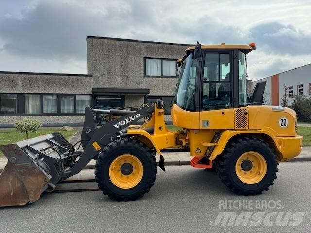 Volvo L 35 G Incarcator pe pneuri