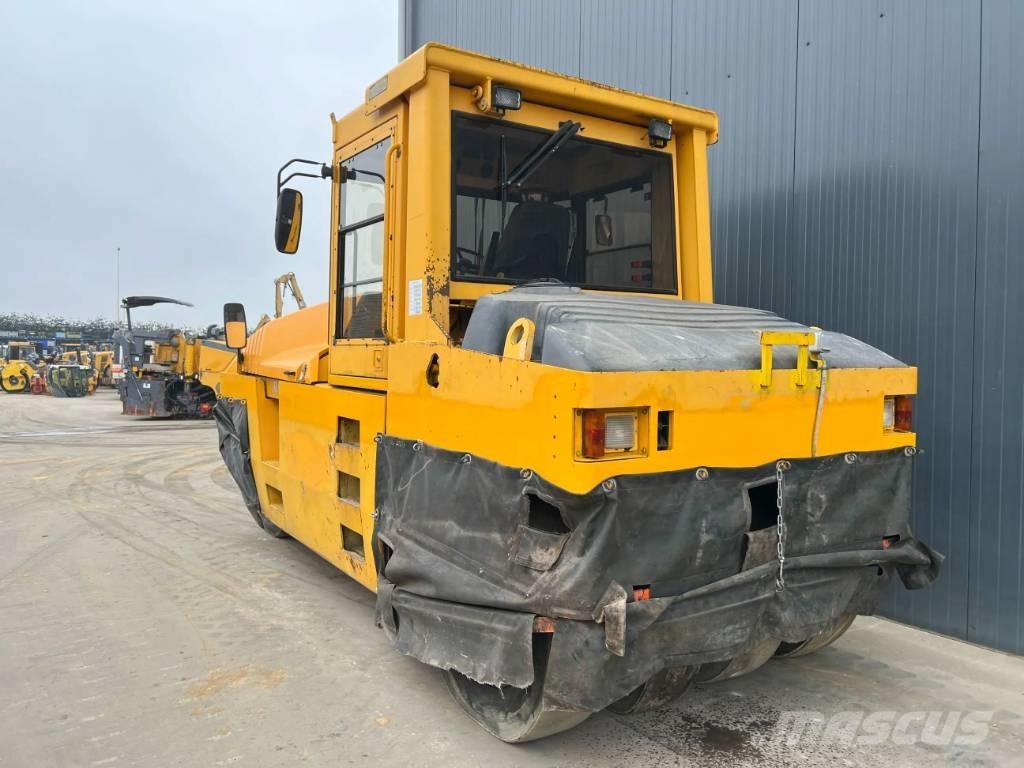 CAT PS300B Cilindri compactori cu roti