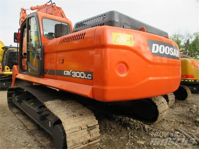 Doosan DX 300 LC Excavatoare pe șenile
