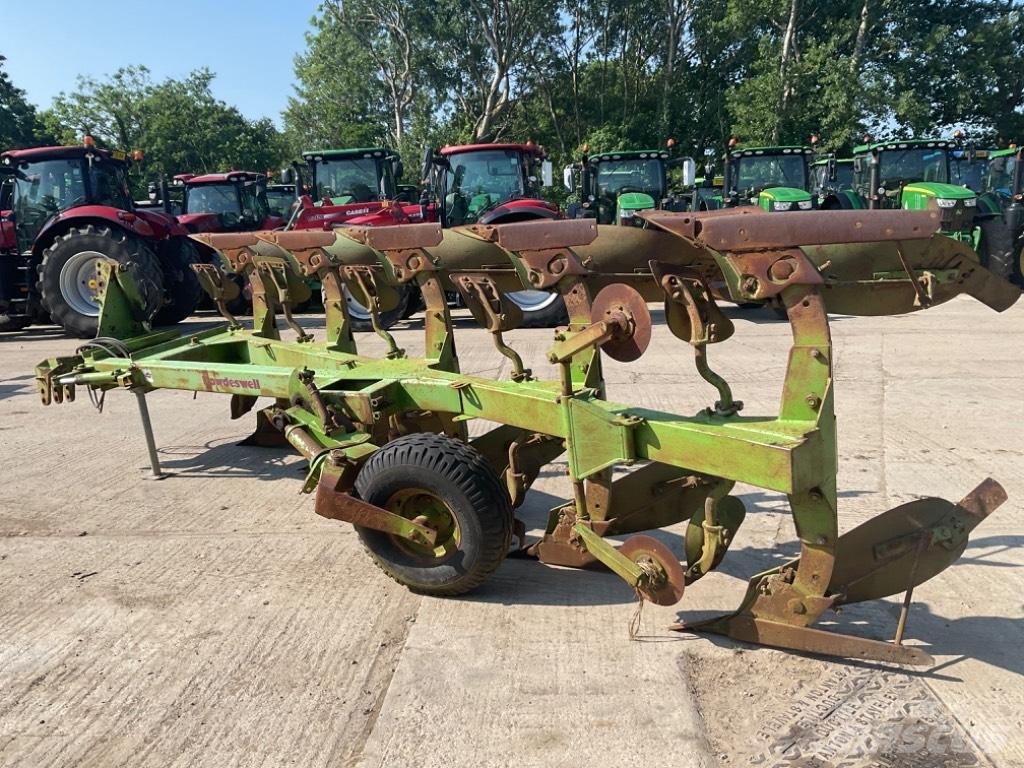 Dowdeswell DP120 MA Pluguri conventionale