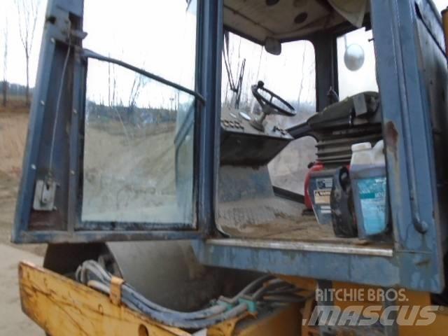 Vibromax W605D Cilindri compactori micsti
