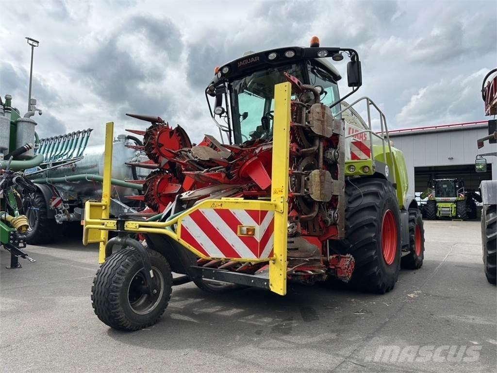 CLAAS Jaguar 970 Culegatoare de nutret