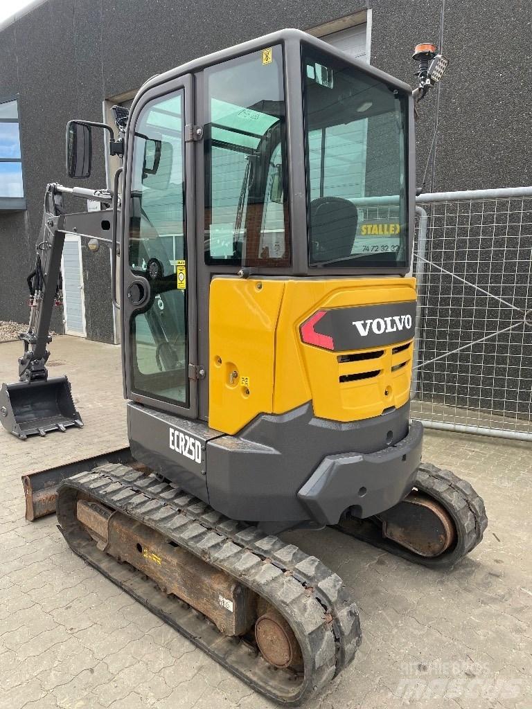 Volvo ECR25D Mini excavatoare < 7t