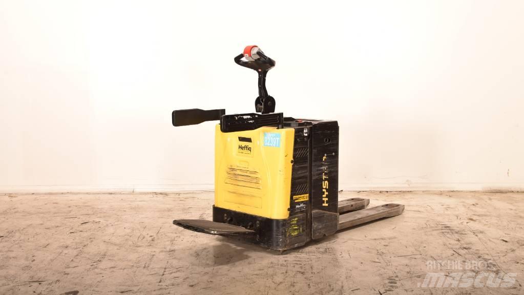 Hyster P 2.0 S Transpaleta cu platforma