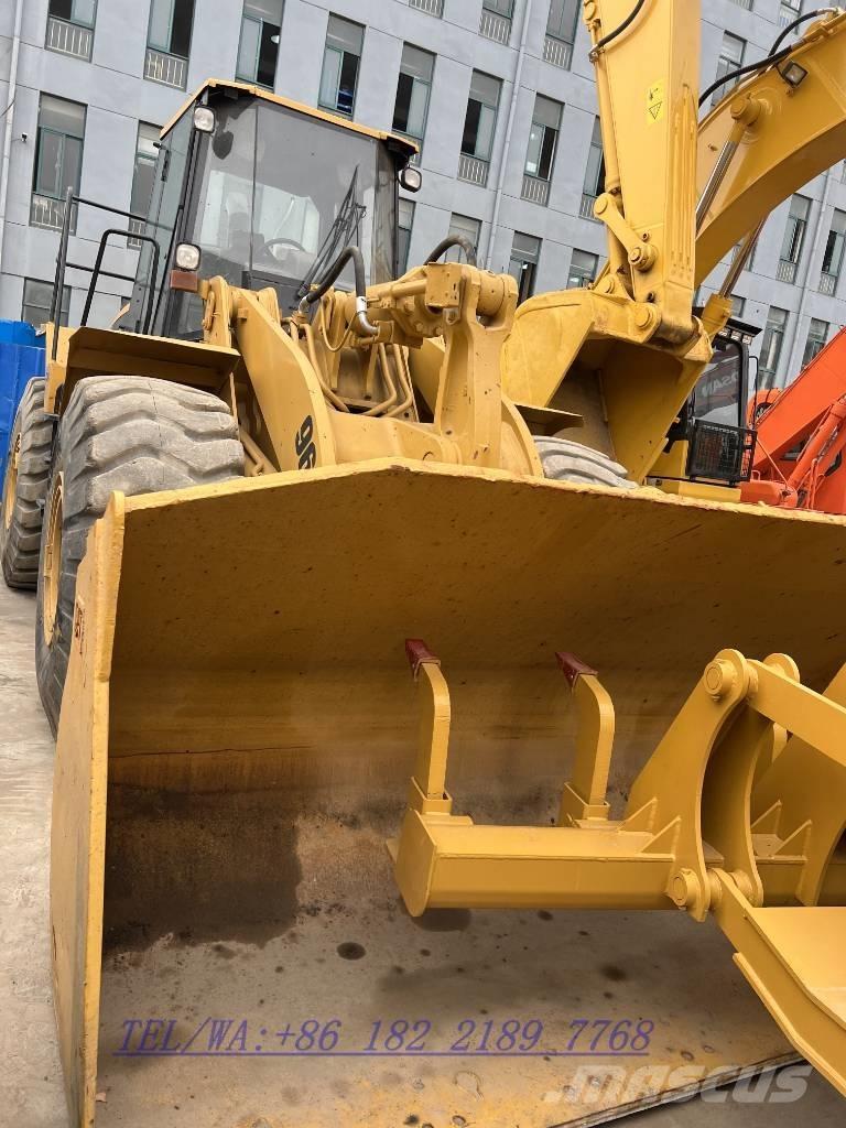 CAT 966G Incarcator pe pneuri