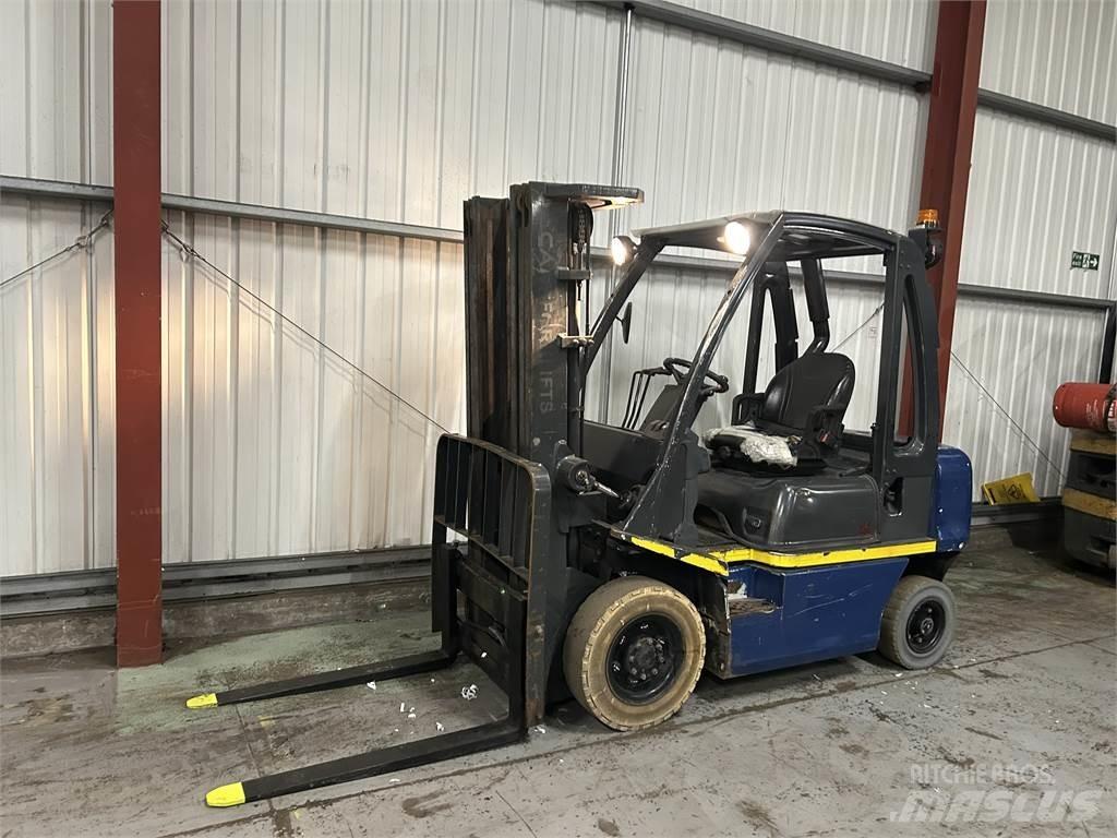 Nissan Y1D2A25Q Stivuitor diesel