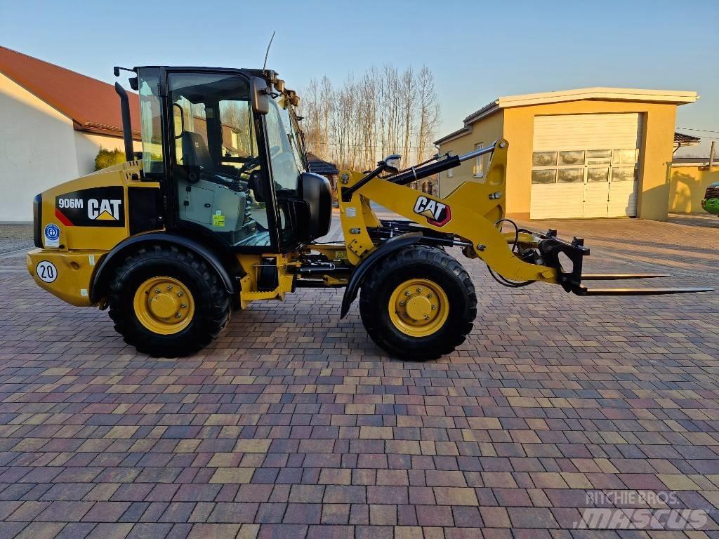 CAT 906 M Incarcator pe pneuri