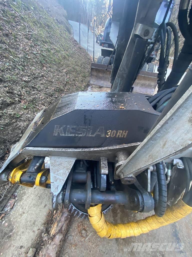 Kesla 30RH Combine forestiere